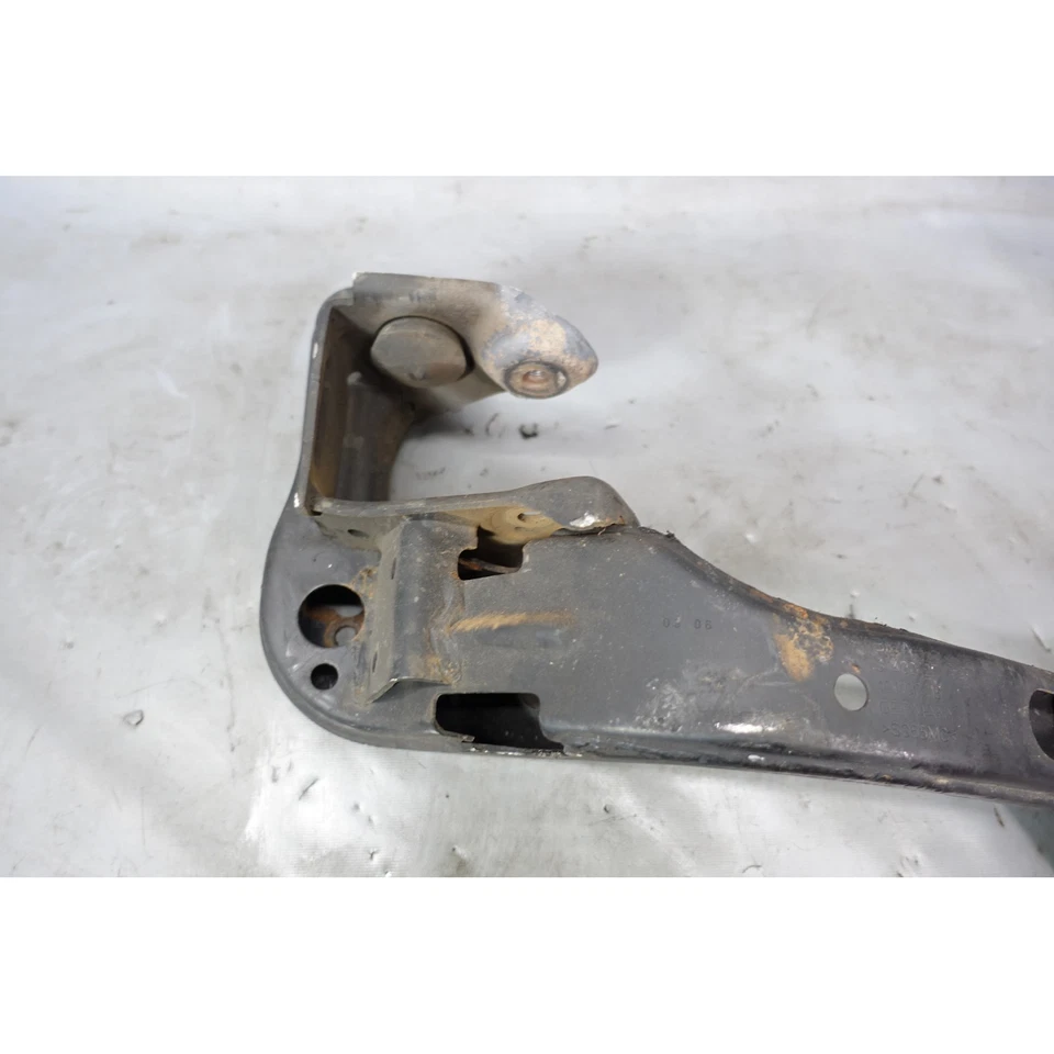 BMW X3 E83 Transfer Case Trans Crossmember Support Mount Bracket 2004-2010 - Image 2 of 4