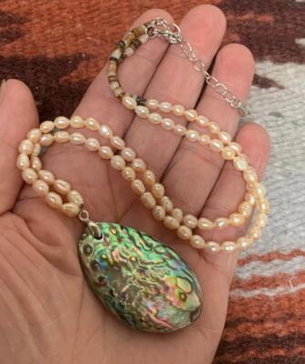 Fresh water pearl /Abalone shell pendant necklace(b235k1-w0.5)