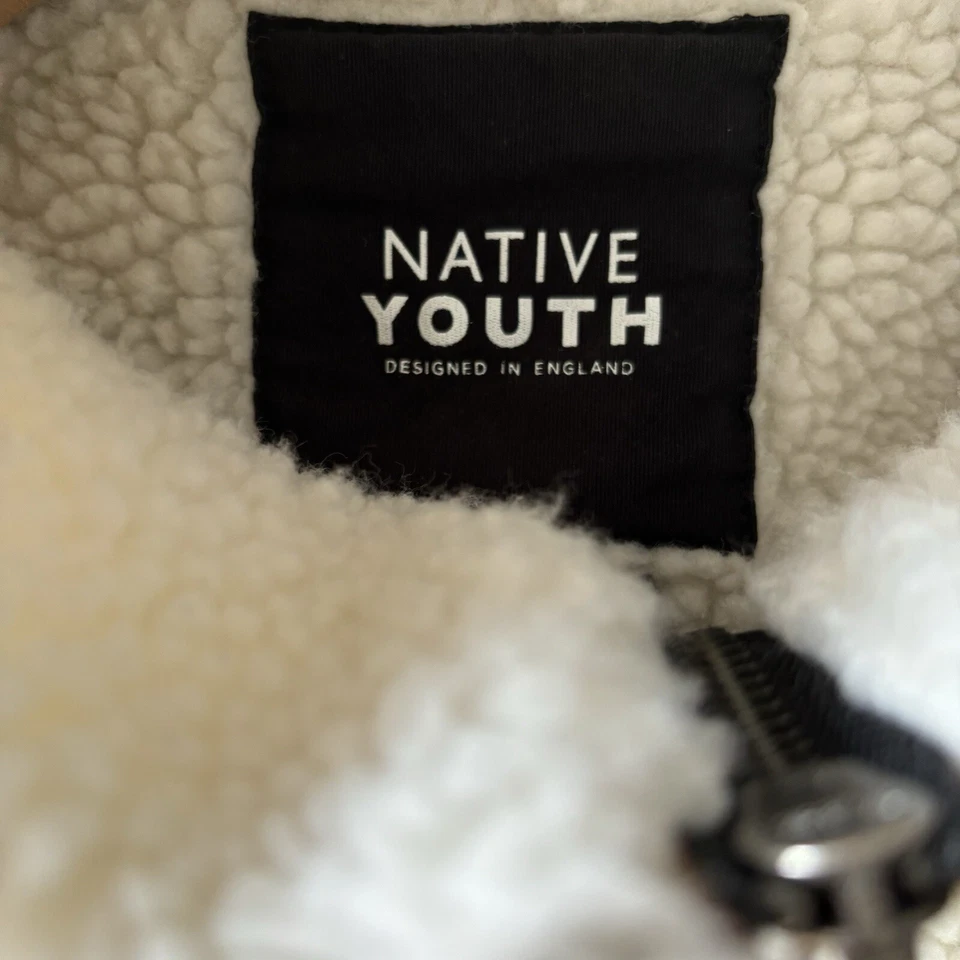 Urban Outfitters Zip-Up Sherpa Jacket M Cream Teddy Fleece Unisex Native Youth - Image 3 of 4