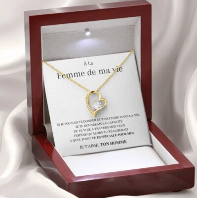 À la Femme De Ma Vie Je T'Aime Ton Homme Pendant (Model 16) (Gold Color)
