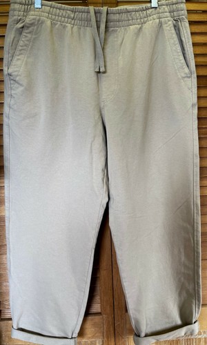 UNIQLO WOMEN'S XL BEIGE SWEATPANT STYLE 