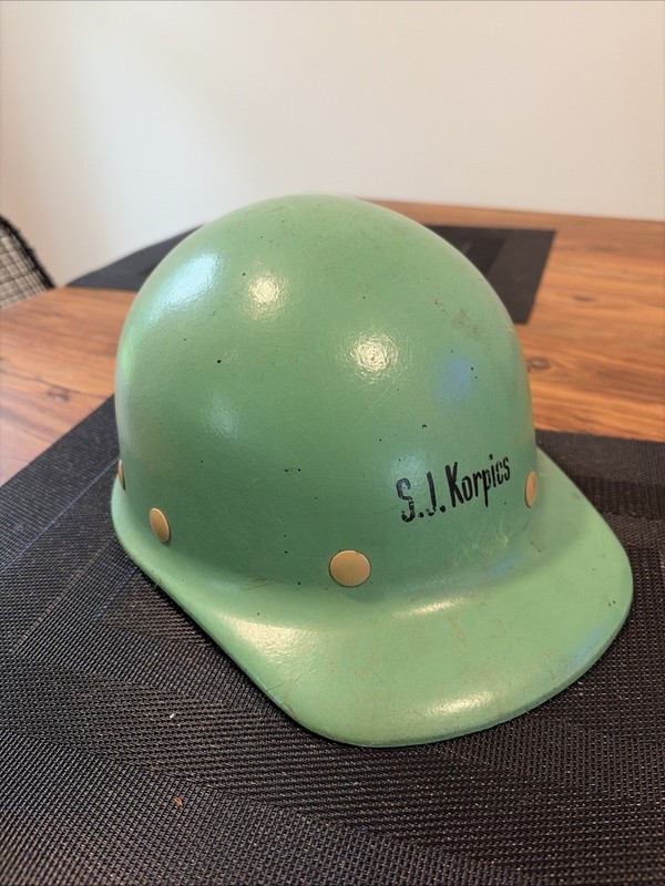 VINTAGE FIBRE-METAL SUPER LITE ALUMINUM HARD HAT Green  Made In USA