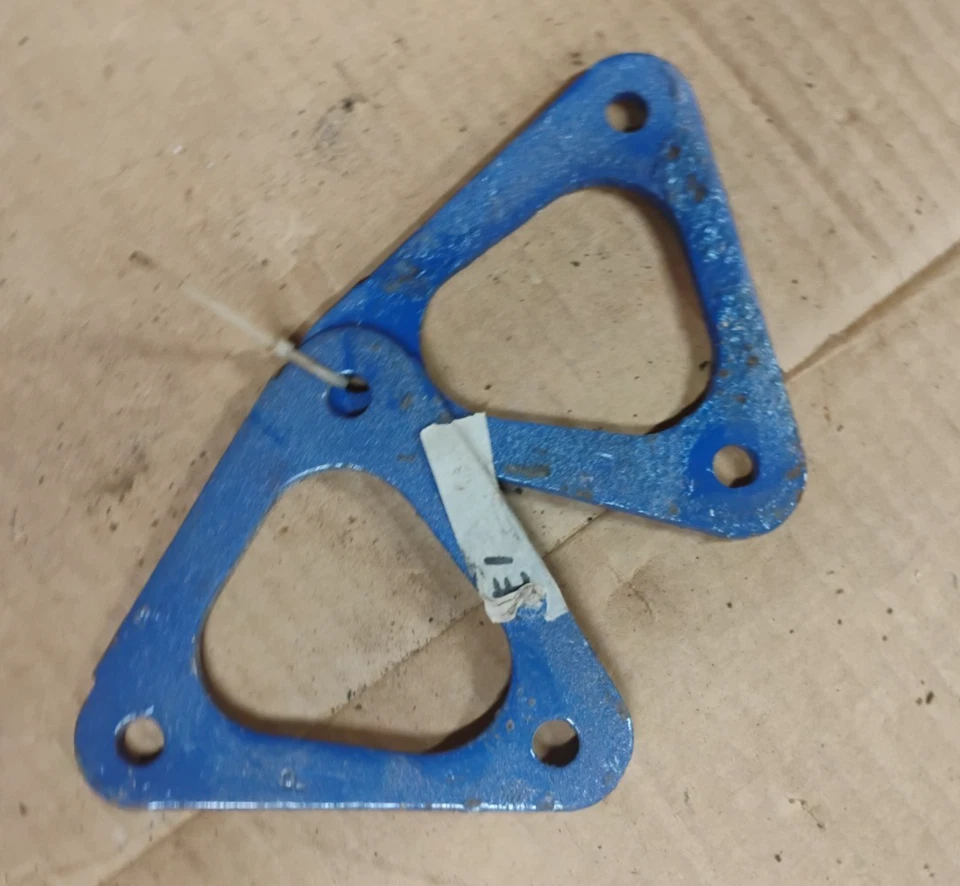 OEM 73-87 Chevy GMC 4x4 K10 Engine Motor Mount Brackets Squarebody - Image 2 of 4