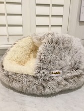 LapCatz Shaped Short Plush Comfort Cat Bed, Easy to Clean 22  