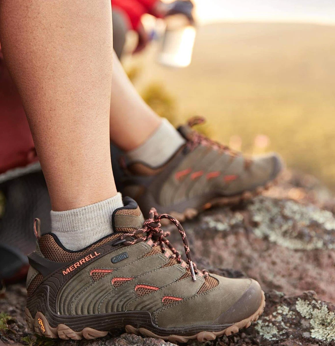 Merrell Chameleon 7 Women Waterproof hiking shoe 7.5