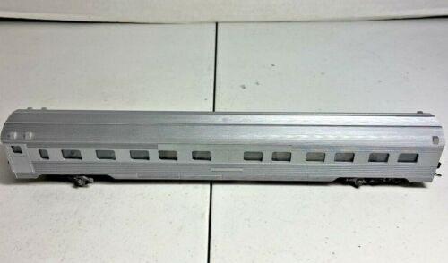 HO Scale Con-Cor, 10/6 Sleeper Passenger Car, Green, Southern