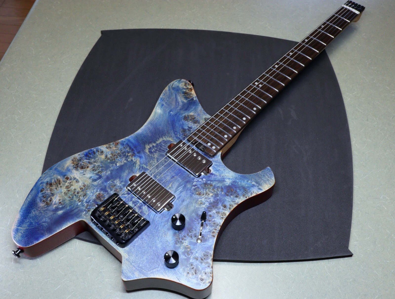 Eart GW2 Headless Guitar Stainless Steel Rounded Frets Open Box eBay