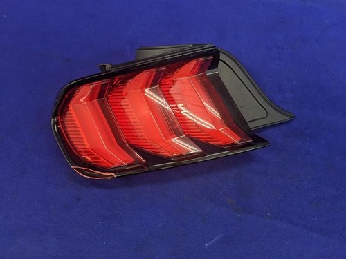 2018-2023 Ford Mustang GT 5,0L Driver LH Left Tail Light Lamp Lights Brake OEM - Picture 2 of 12