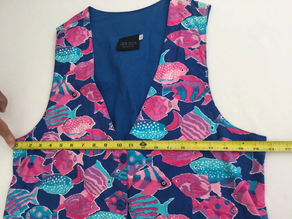 Vintage Linda Tilson Vest Shorts Set 2-Piece Size XL Tropical Fish Art to Wear - Image 3 of 4