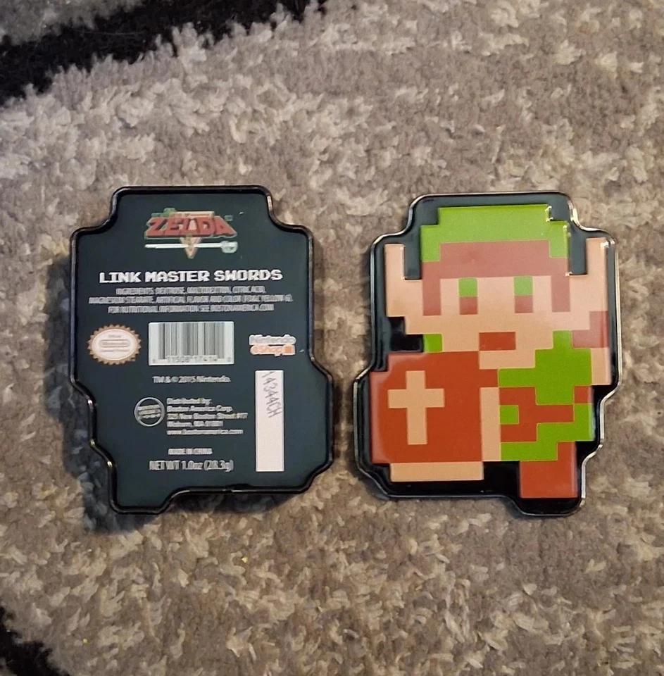 Link Master Swords Candy Tin 2015 **EMPTY** - Image 3 of 4