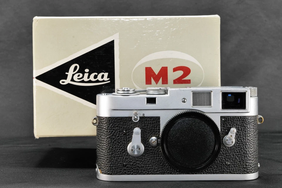 LEICA M2 silber mit OVP frischer Service - ROTER PUNKT KAMERA An+Verkauf - Bild 1 von 4