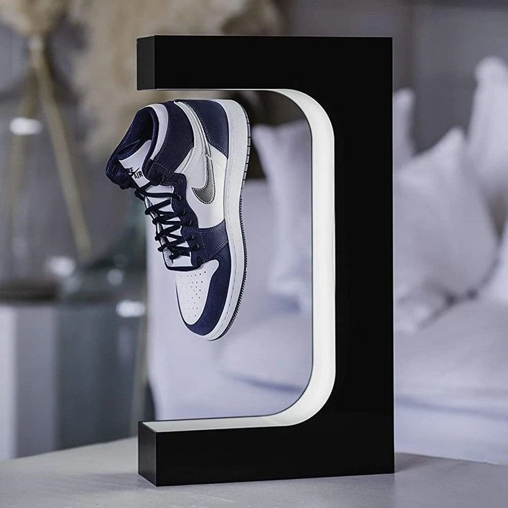 Shoe Float - Expositor de zapatos revolucionario Foto 4 de 4