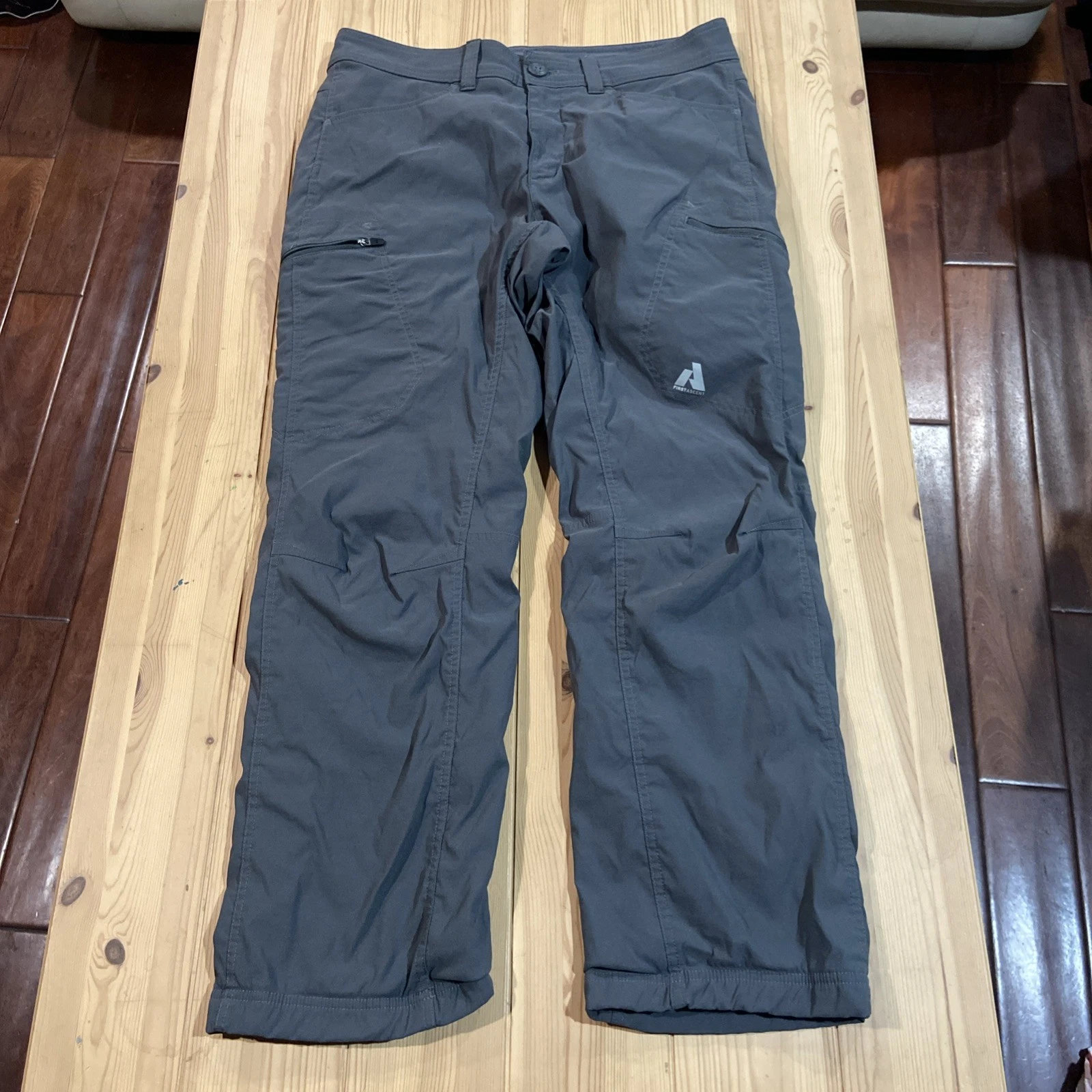 Eddie Bauer First Ascent Mens Pants 33 Gray Cargo Guide Pro Nylon Spandex 33x30