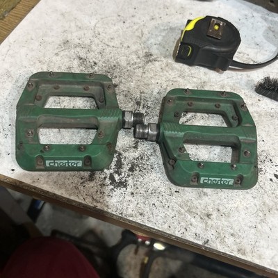 Race Face Chester Pedale 9/16'' Flat Plattform Composite Pedal MTB grün