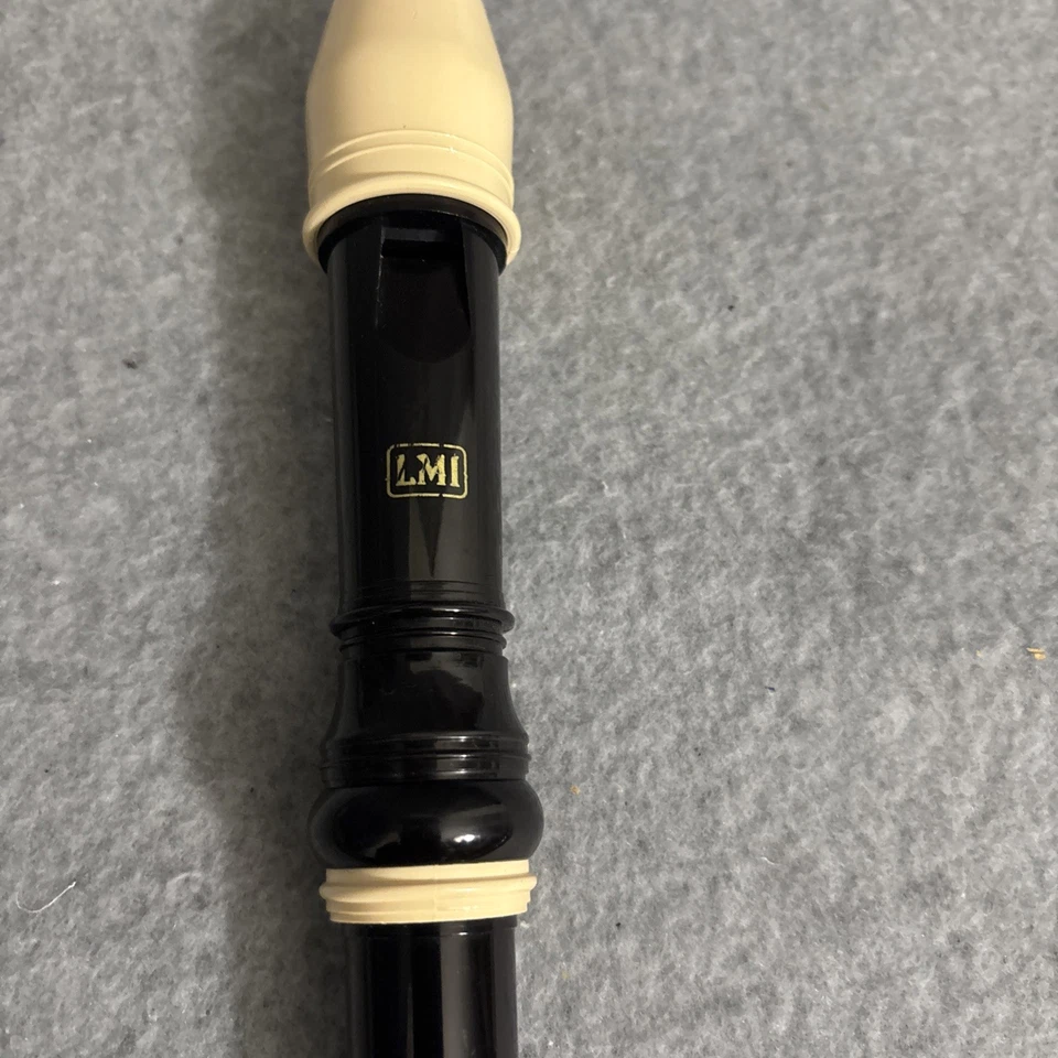 LMI Vintage Recorder Soprano 650502B with Case Musical Instrument - Image 2 of 4