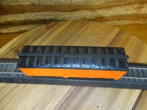 Marklin (??) HO Scale 40' West Germany Orange Hobby Model Railroad Box Car - Picture 2 of 6