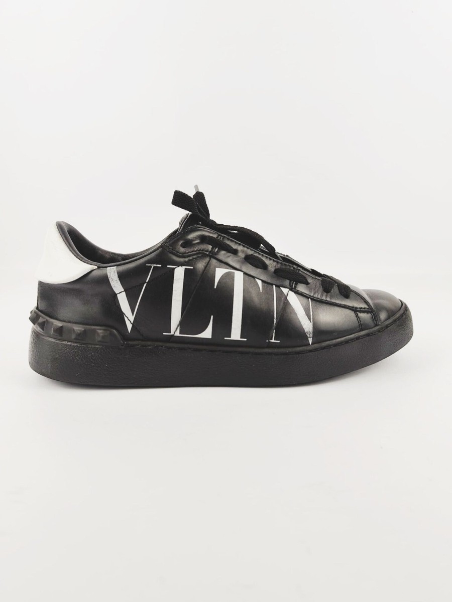 【関税・送料込み】VALENTINO GARAVANI SNEAKERS BLACK WHITE Valentino Garavani VLTN High Top Sneakers Black and White