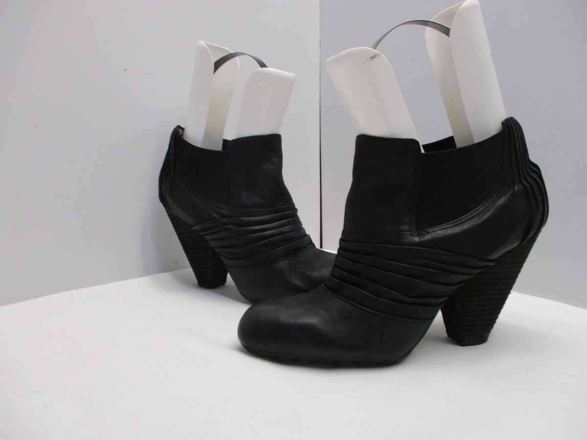 Vince Camuto Bronco Black Leather High Heel Ankle Boots 