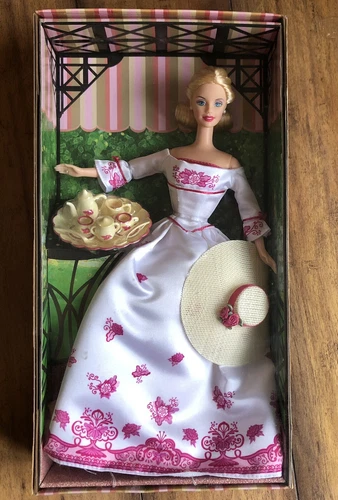 Mattel 2002 Avon Special Edition VICTORIAN TEA Barbie Doll Blonde Play Set NEW