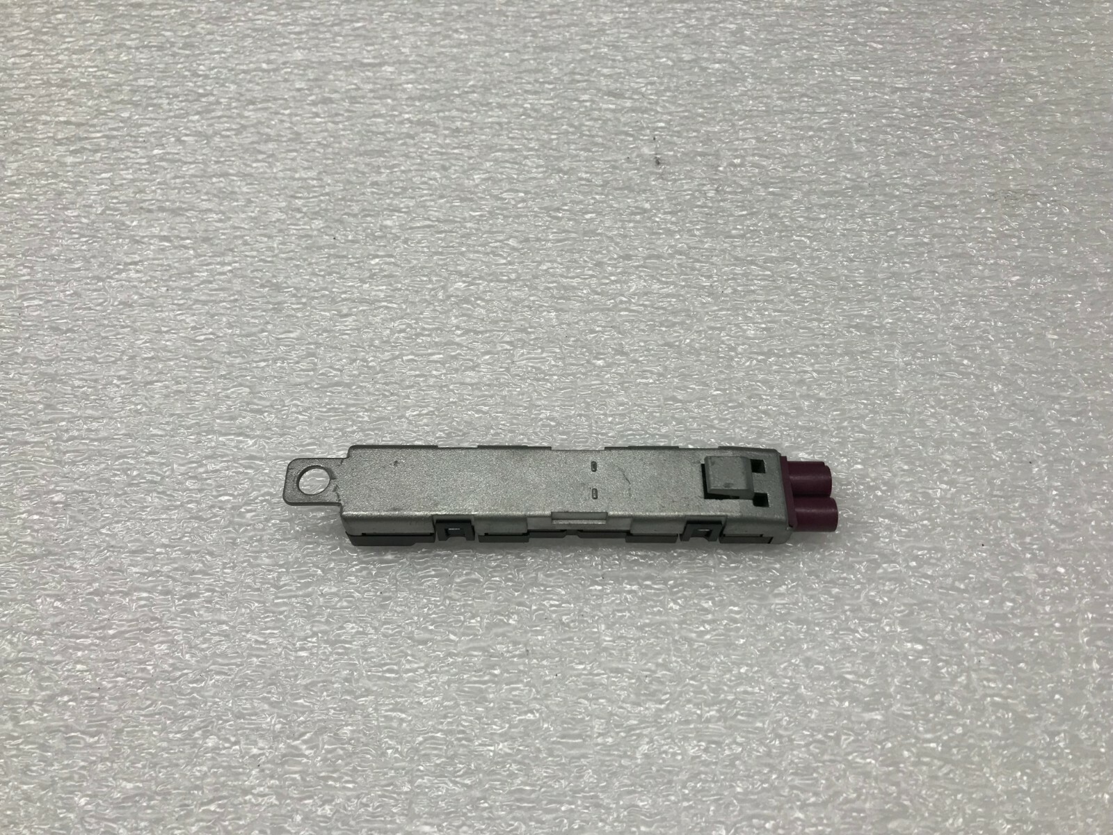 LAMBORGHINI AVENTADOR RADIO ANTENNA AMPLIFIER OEM 8R0035225C