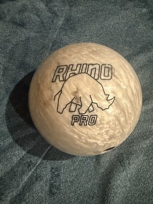 Brunswick Ivory Rhino Pro 15 lb bowling ball, Jopo, single drill, very low use