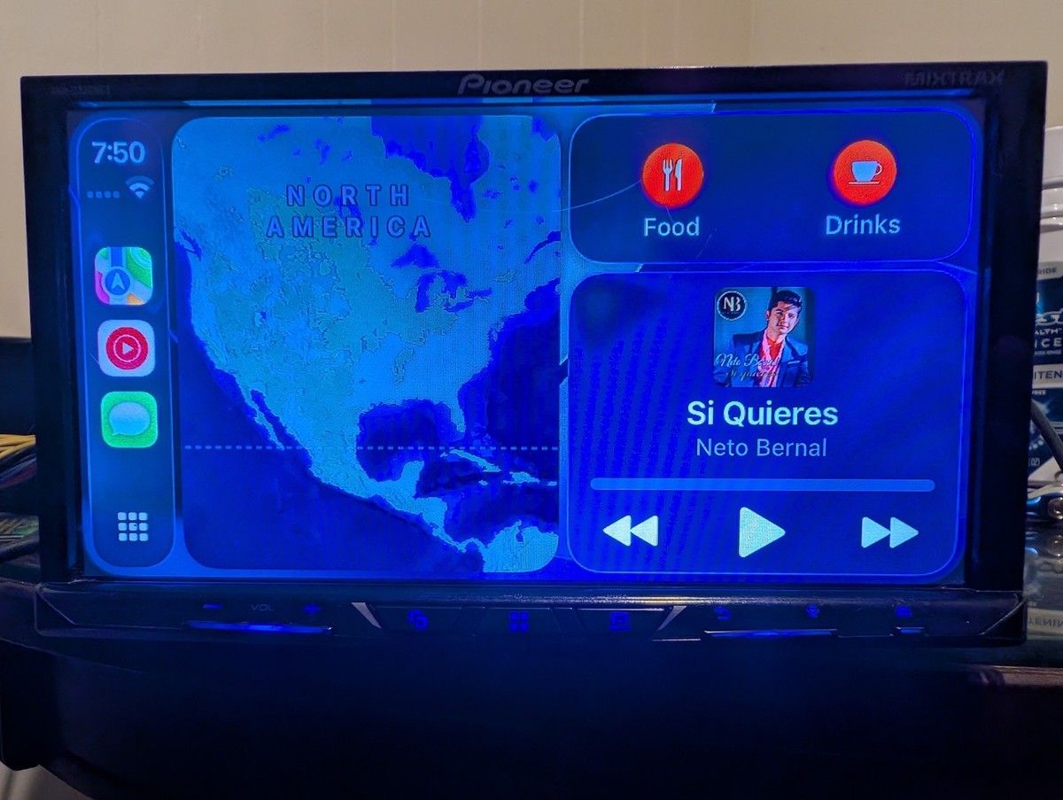 Pioneer AVH-2330NEX Multimedia DVD Auto Receiver with 7