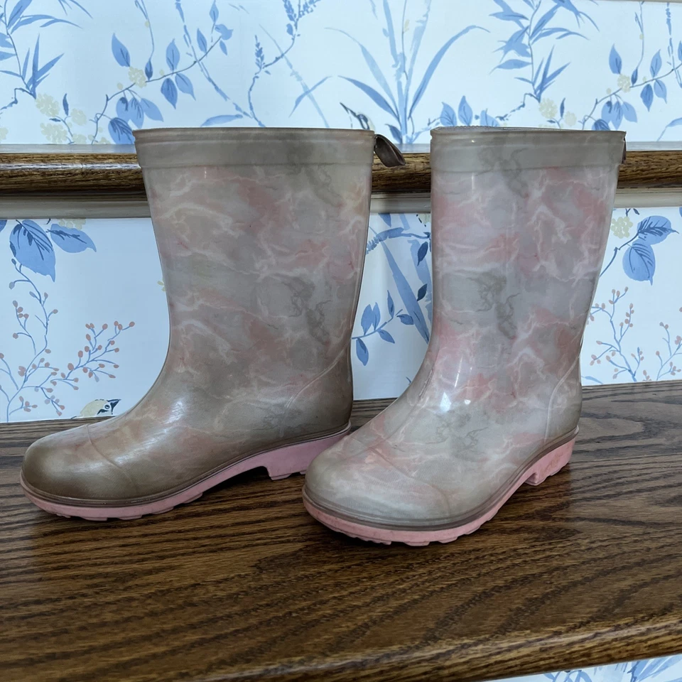 Botas de lluvia Capelli para niños talla 12 rosa y gris remolino impermeables  Foto 2 de 4