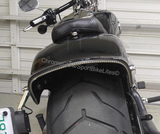 LED 挡泥板刹车灯/转向信号套件 - 哈雷戴维森突破 - 烟熏镜头 — 第 3/4 张图片