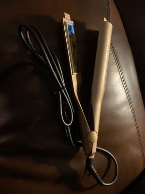 Landon Hair Straightener And Curler In Twist Straightening