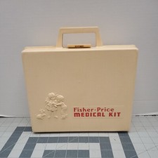 Vintage 1977 Fisher Price Medical kit, Doctor Nurse Kit