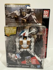 Protectobot Groove   Transformers Generations Combiner Wars Hasbro