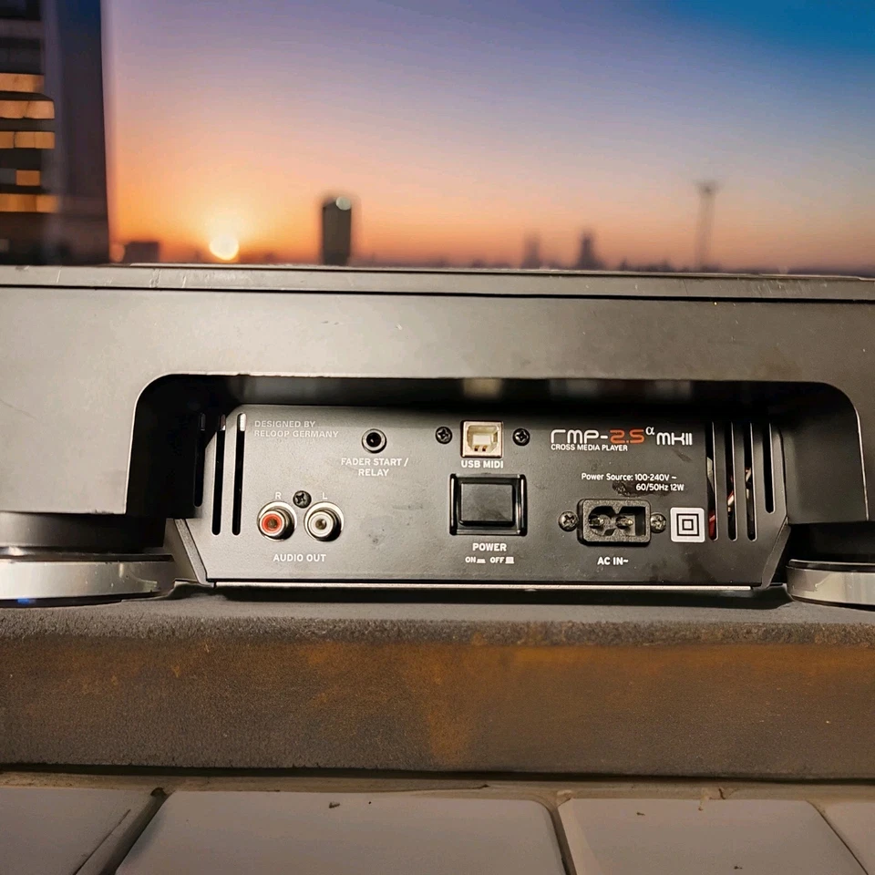 Reloop RMP-2.5 Alpha Cross Media Player / DJ ControllerMIDI-fähig | CD / MP3  - Bild 3 von 4