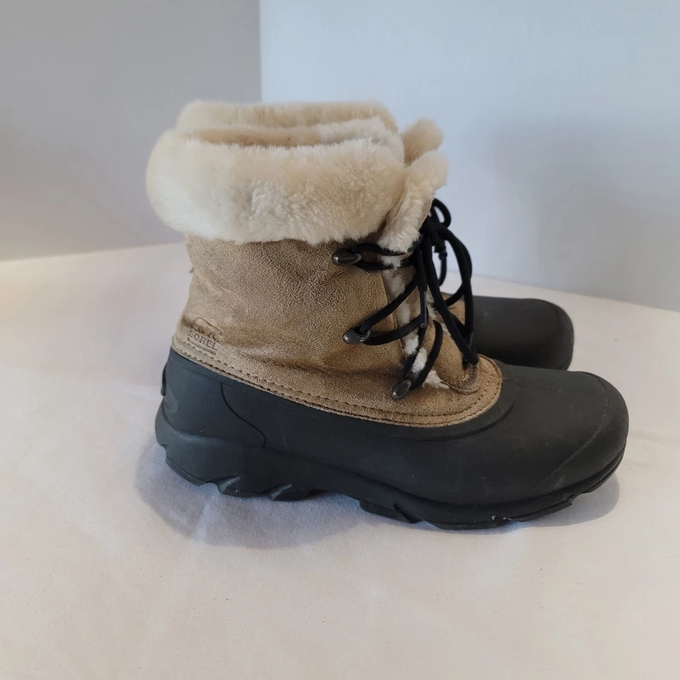Womens Sorel Snow Angel Waterproof Winter Boot sz 8.5 EUC - Image 3 of 4
