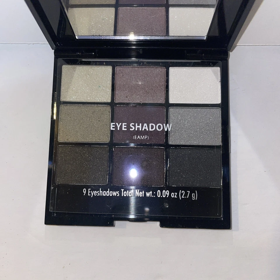 Markwins - Paleta de 9 sombras de ojos neutras - Estuche con espejo 2009 maquillaje Foto 3 de 4