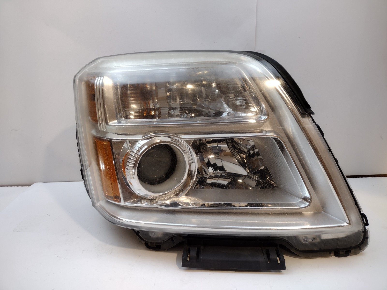 20102015 GMC Terrain Headlight Assembly right passenger side genuine