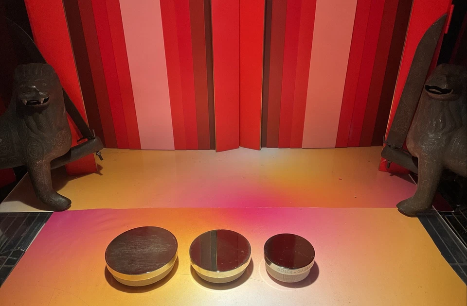 Dorsey & Gabbana Bronze Neck Gold Caps French Dress Forms/ Head Base/Paperweight - Image 3 of 4