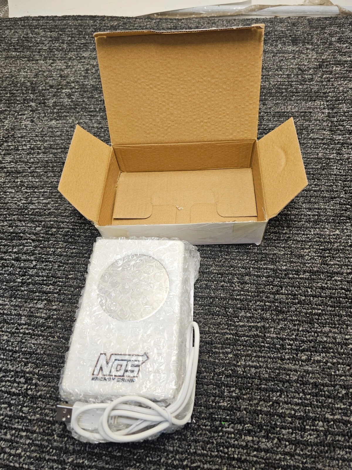 NOS USB Drink Warmer And Cooler/Chilling Coaster White