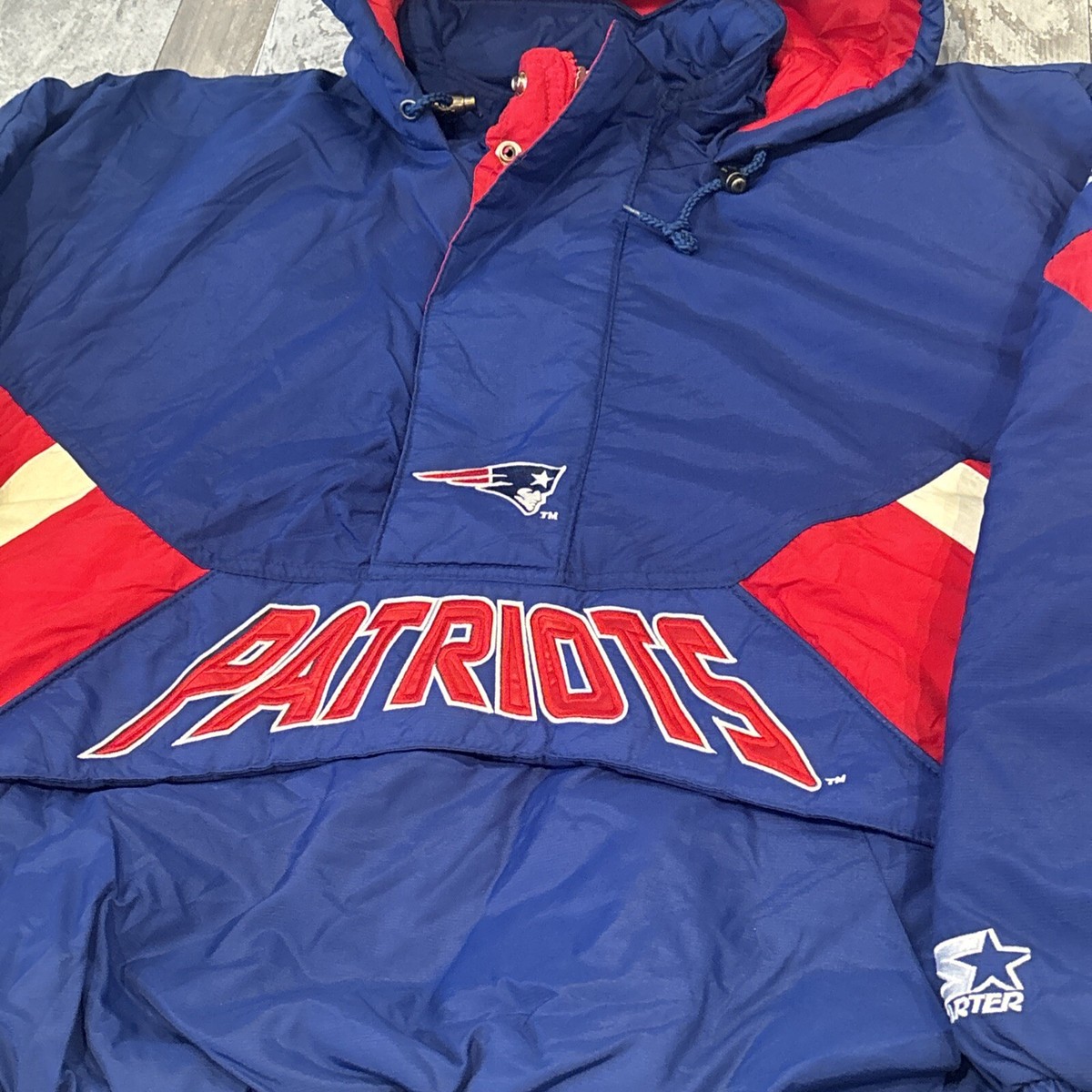 NEW ENGLAND PATRIOTS VINTAGE STARTER JACKET SZ LARGE NWT RARE 