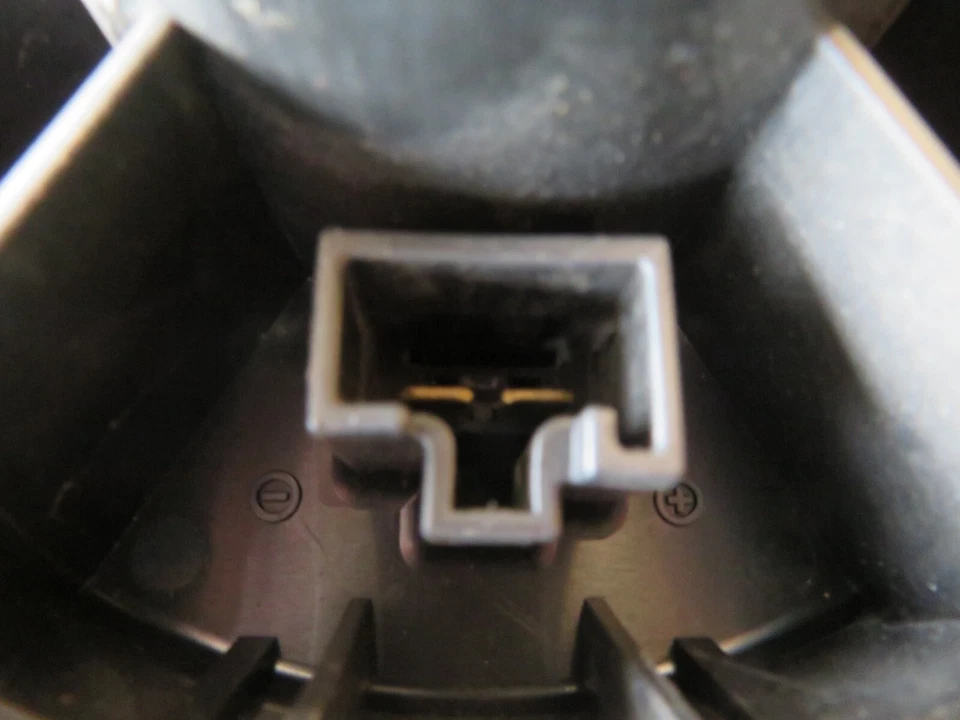 DAIHATSU SIRION HEATER BLOWER MOTOR WITH RESISTOR 2005-2010 ACS1720 - Image 4 of 4