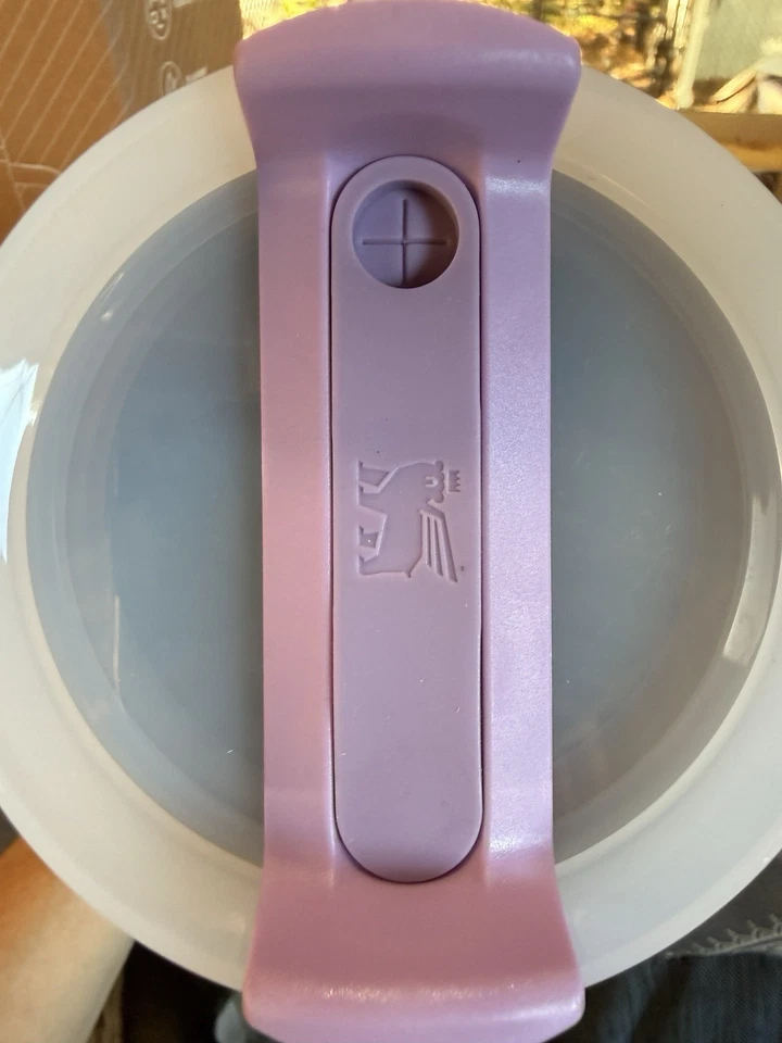 Vaso de acero inoxidable lavanda Stanley Quencher H2.0 FlowState 40 oz - NUEVO Foto 2 de 3