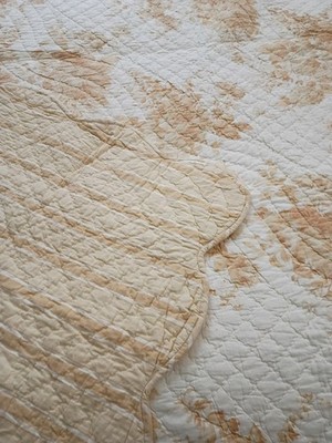 Yellow Floral/Striped Reversible Cotton Quilt Full/Queen Scalloped Edging EUC 