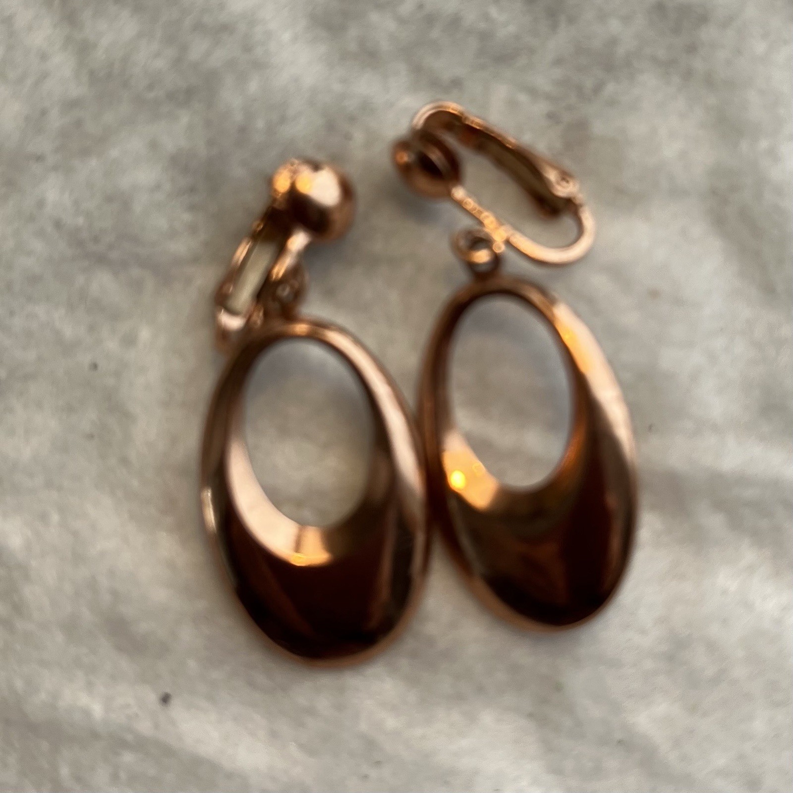 Solid Copper Oval Clip-On Dangle Drop Earrings 19… - image 4