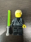 Lego Star Wars - Original Luke Skywalker & Saber with Yellow Face from Set 7201
