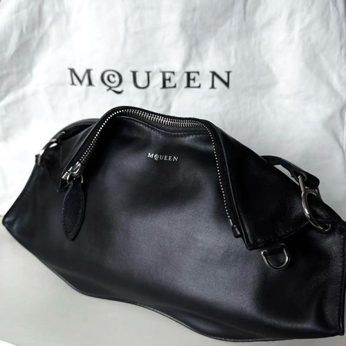 Alexander McQueen Shoulder Bag Black Leather