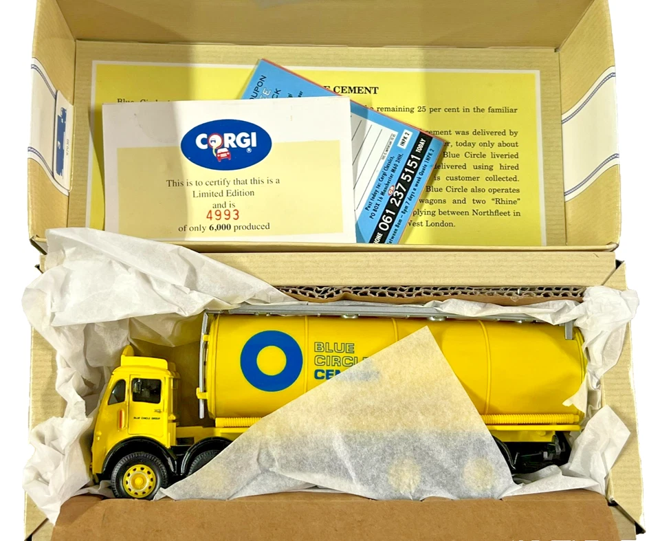 Corgi Classics 97930 ERF 8-Wheel Tanker Blue Circle Cement Truck Tanker - Boxed - Image 2 of 2