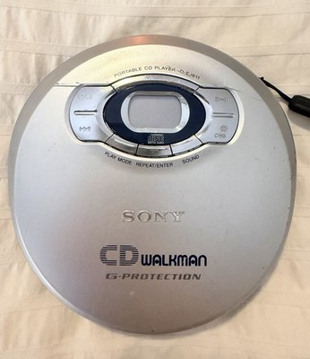 SONY Walkman G Protection Silver CD Player D-EJ611 (Tested And Working)