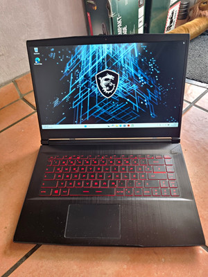 MSI GF63 Thin 10SC 15,6'' i5-10300H 16GB GTX1650 477GB SSD Win11