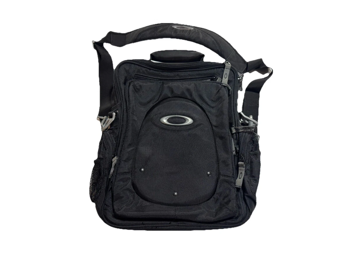 Preços baixos em Bolsa de laptop Oakley Masculino Preto | eBay