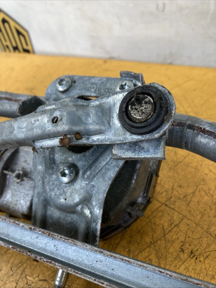 Audi A3 S3 8P WIPER MOTOR & LINKAGE 2004-2012 8P2955023K - Imagem 4 de 4