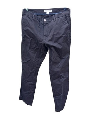 Amazon Essentials Herren Flatfront-Chinohose Schwarz 36W/30L -- 0756/2003